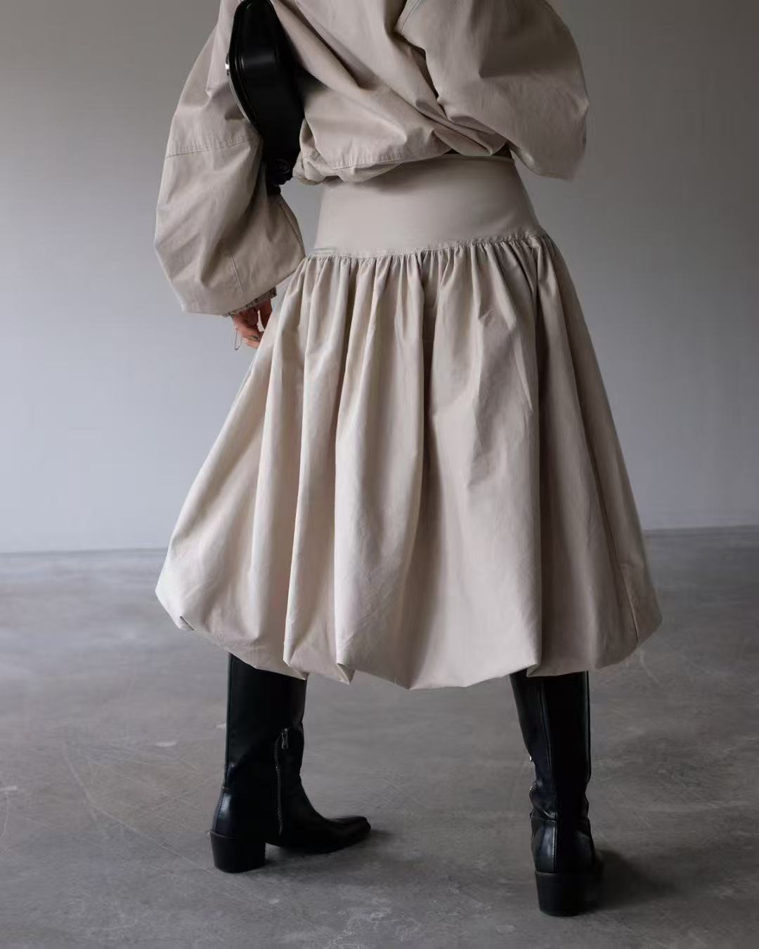 鬆緊腰簡約花苞中長款半身裙