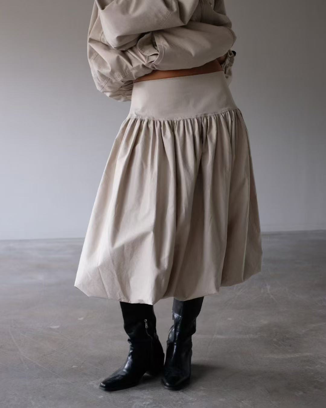 鬆緊腰簡約花苞中長款半身裙