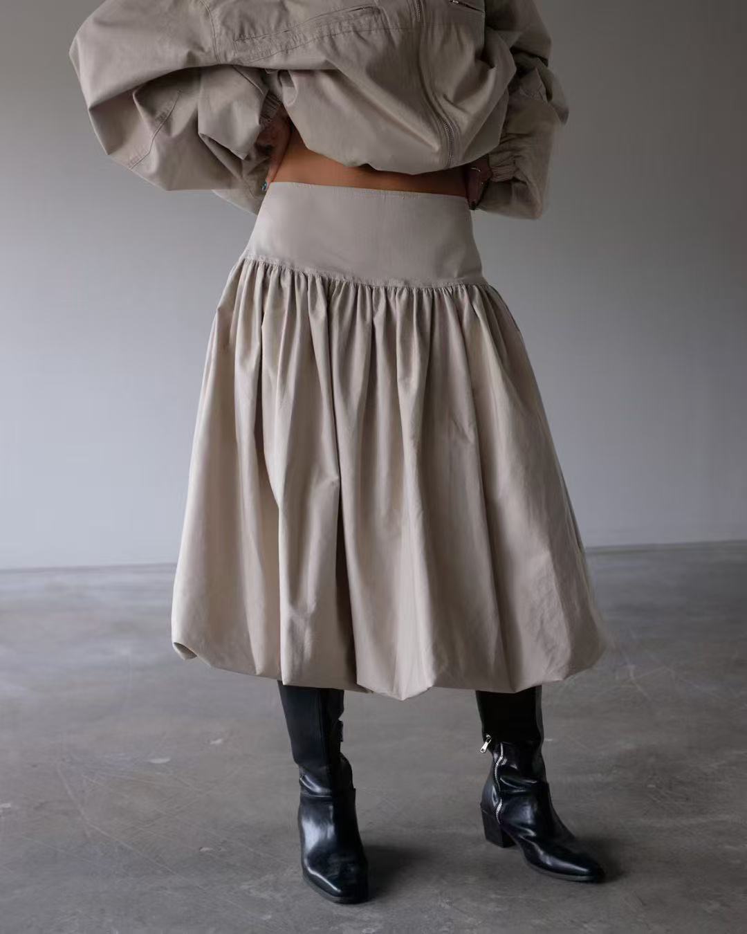 鬆緊腰簡約花苞中長款半身裙