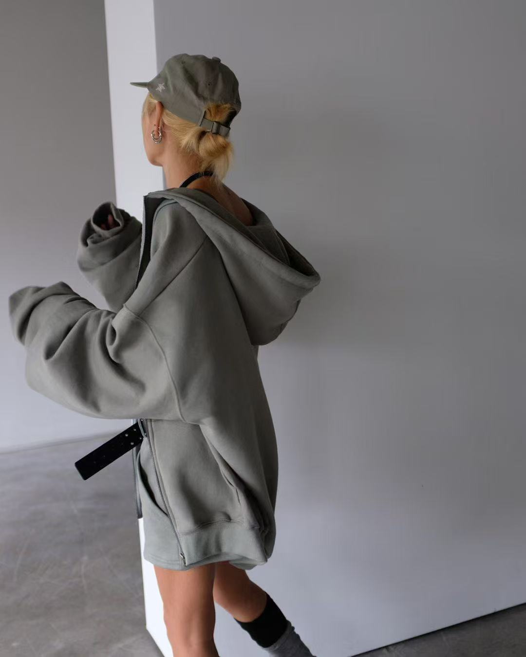 簡約寬鬆連帽運動衛衣外套