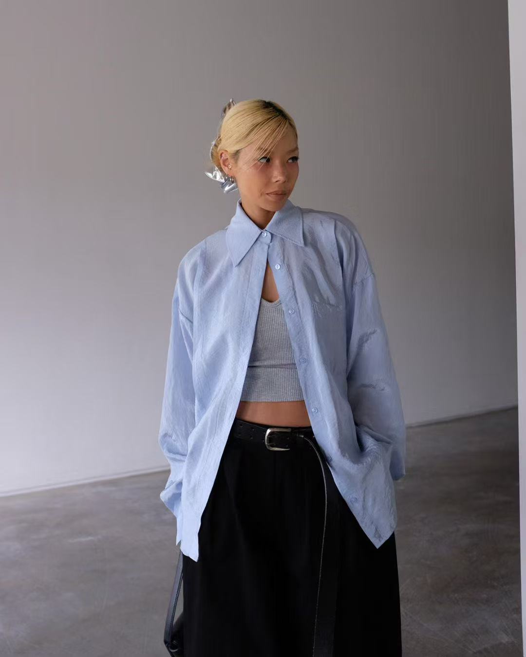 Polo collar single pocket solid color simple shirt