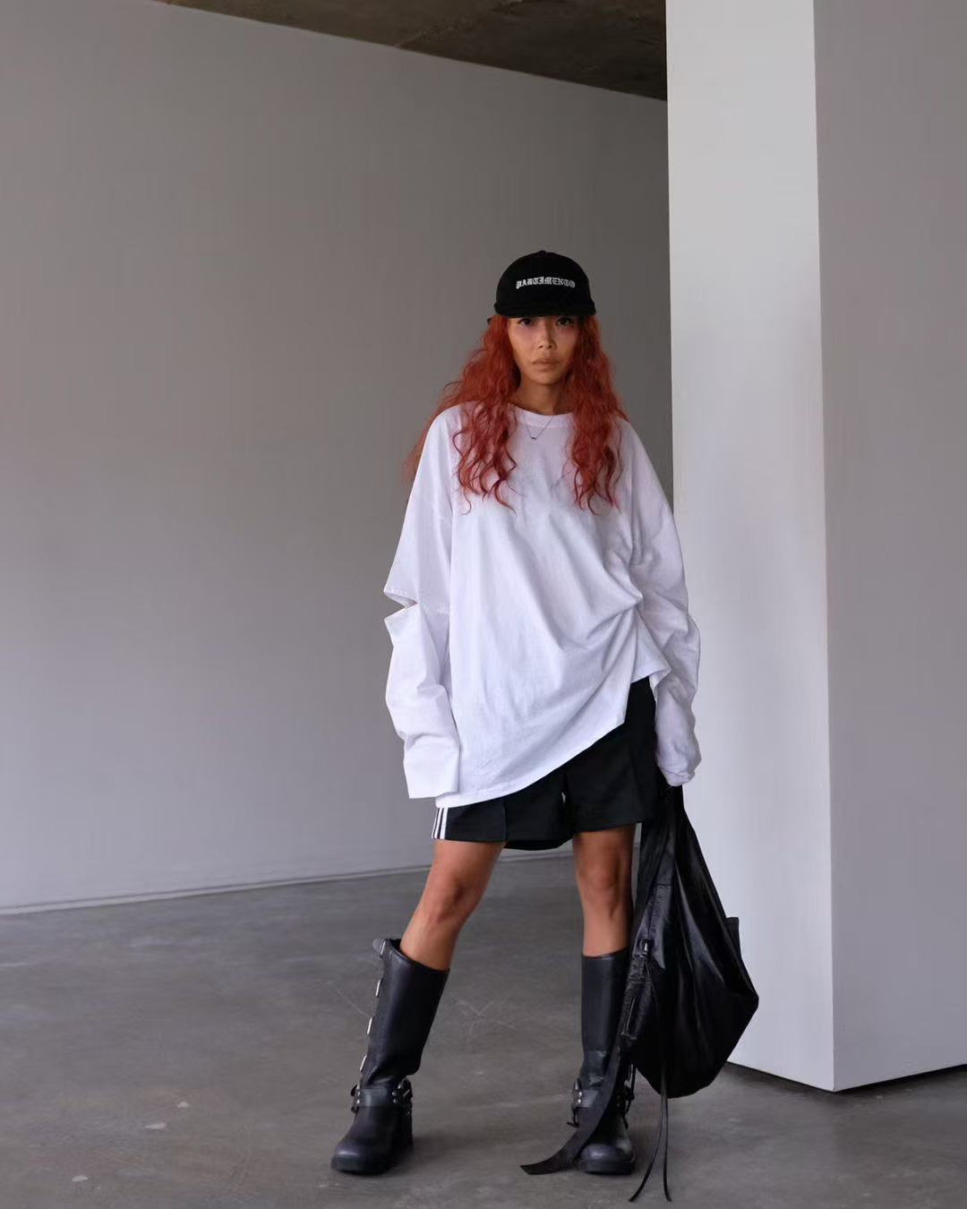 Design round neck versatile long sleeve T-shirt