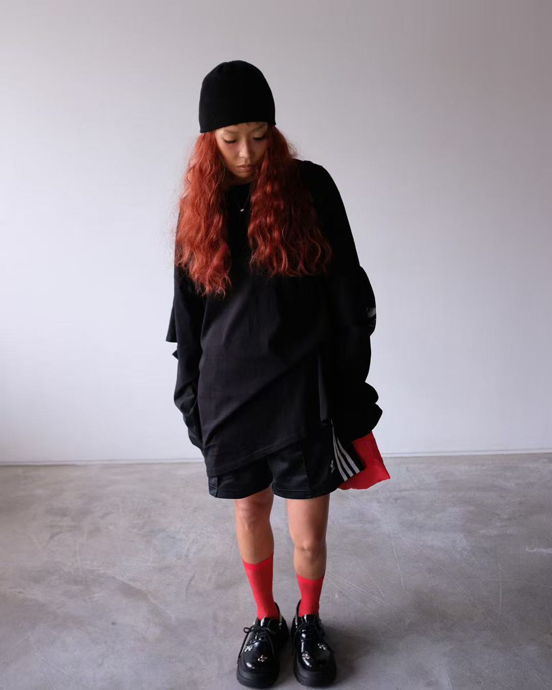 Design round neck versatile long sleeve T-shirt