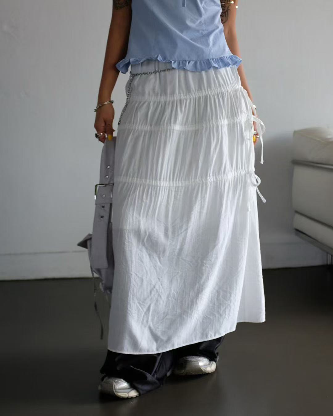 Elastic waist pleated cord skirt