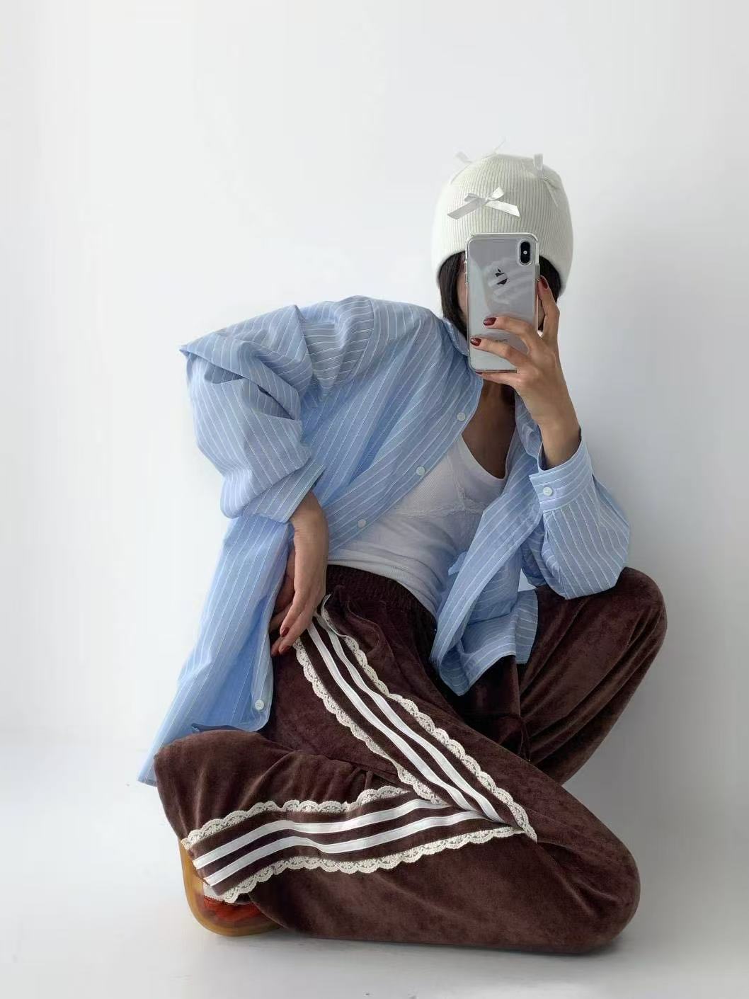 鬆緊腰蕾絲邊槓條休閒長褲