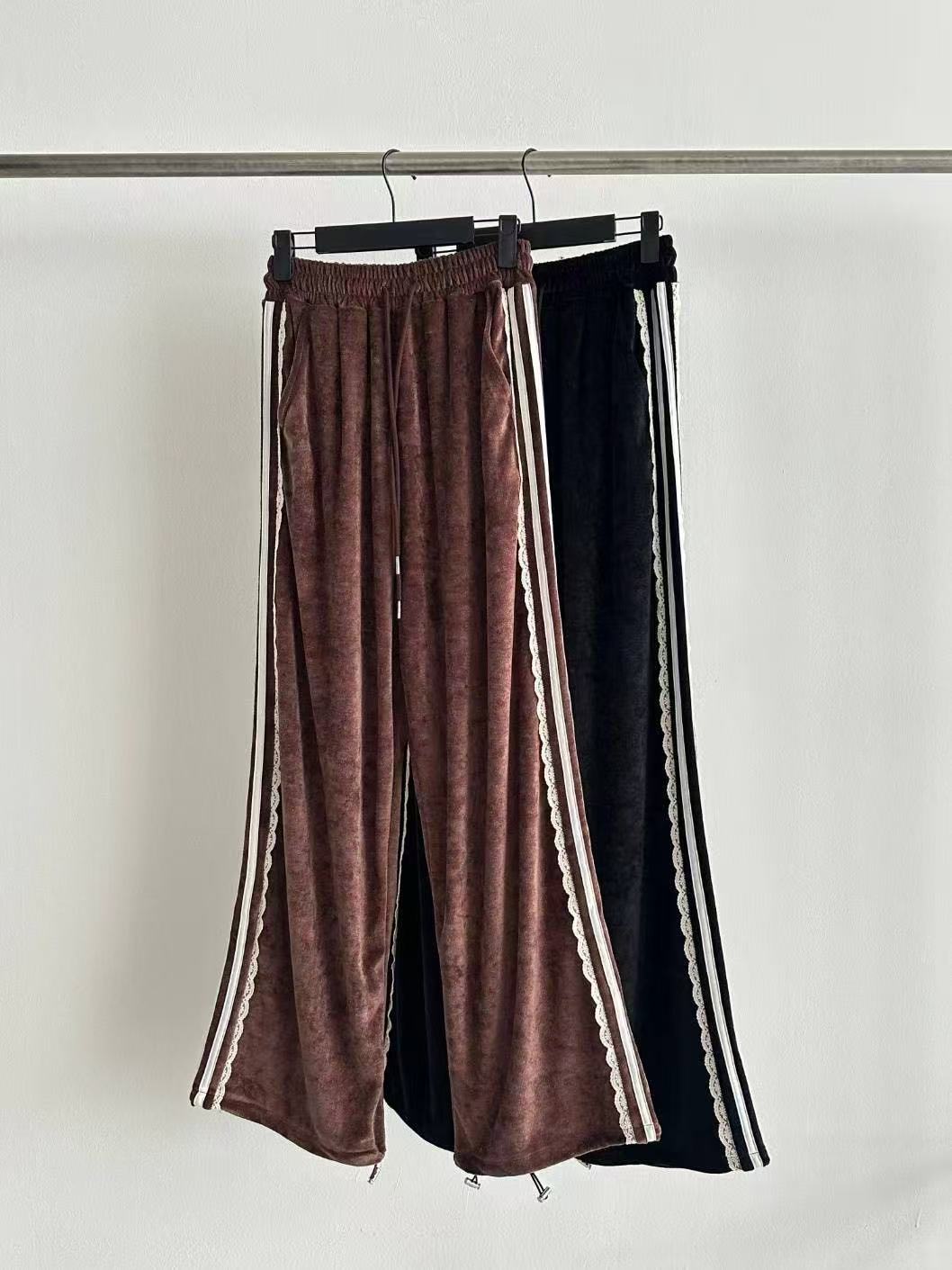 鬆緊腰蕾絲邊槓條休閒長褲