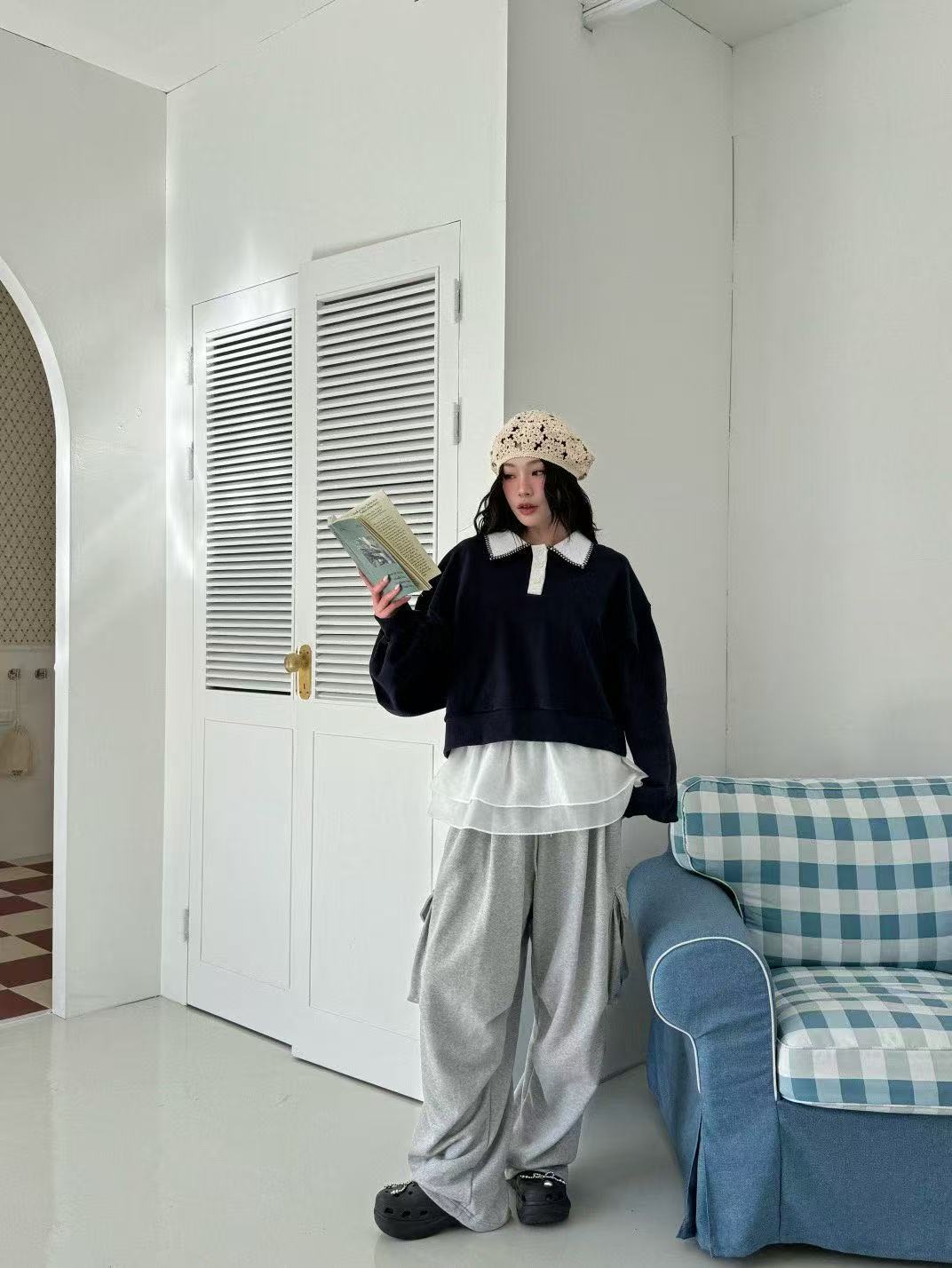 娃娃領慵懶風寬鬆上衣