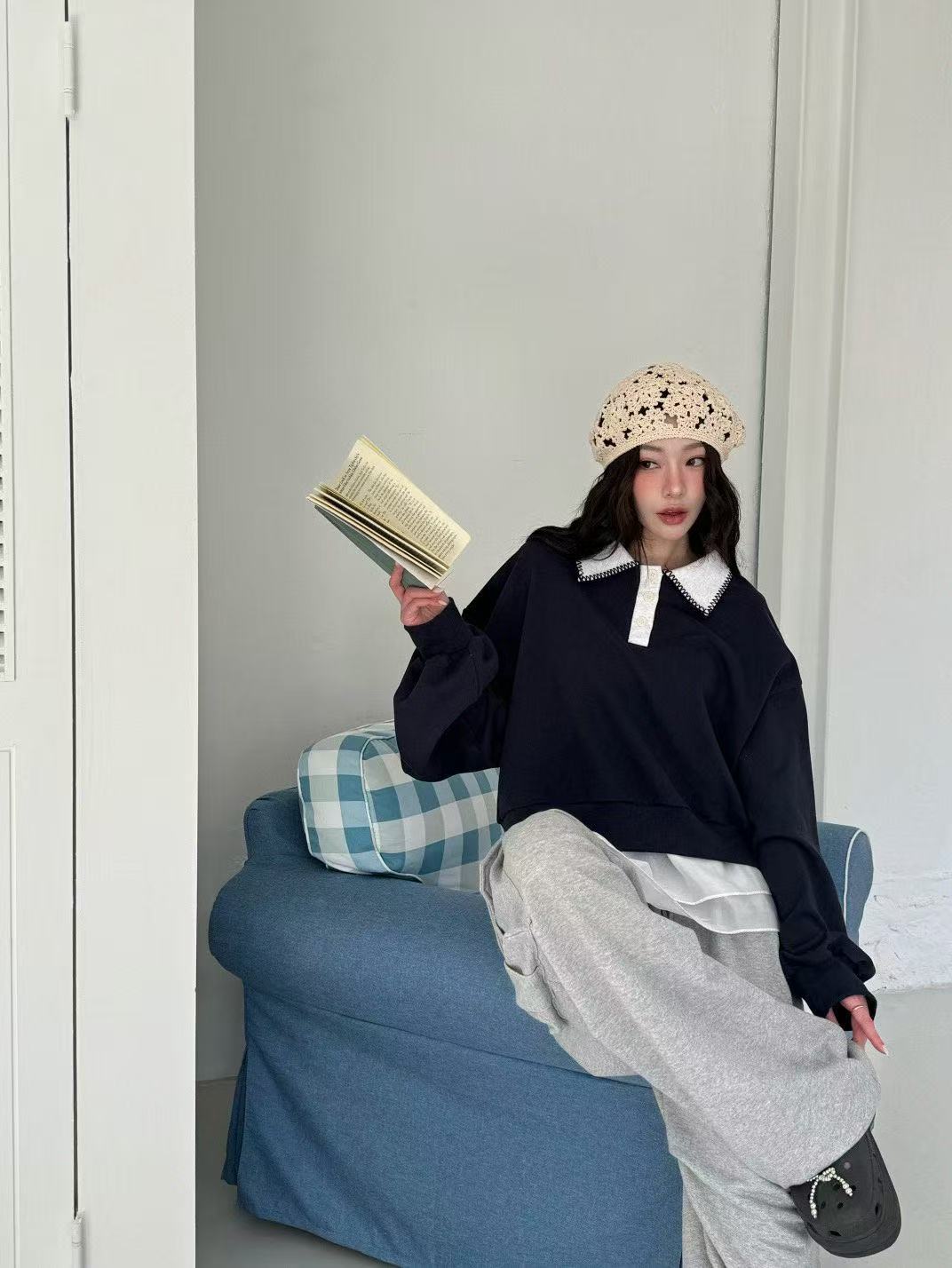 娃娃領慵懶風寬鬆上衣