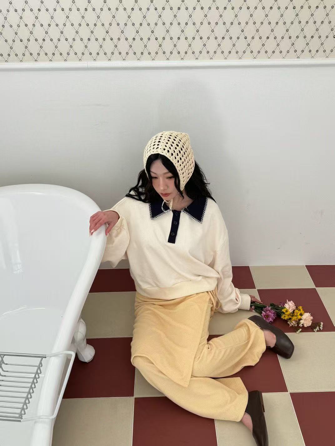 娃娃領慵懶風寬鬆上衣