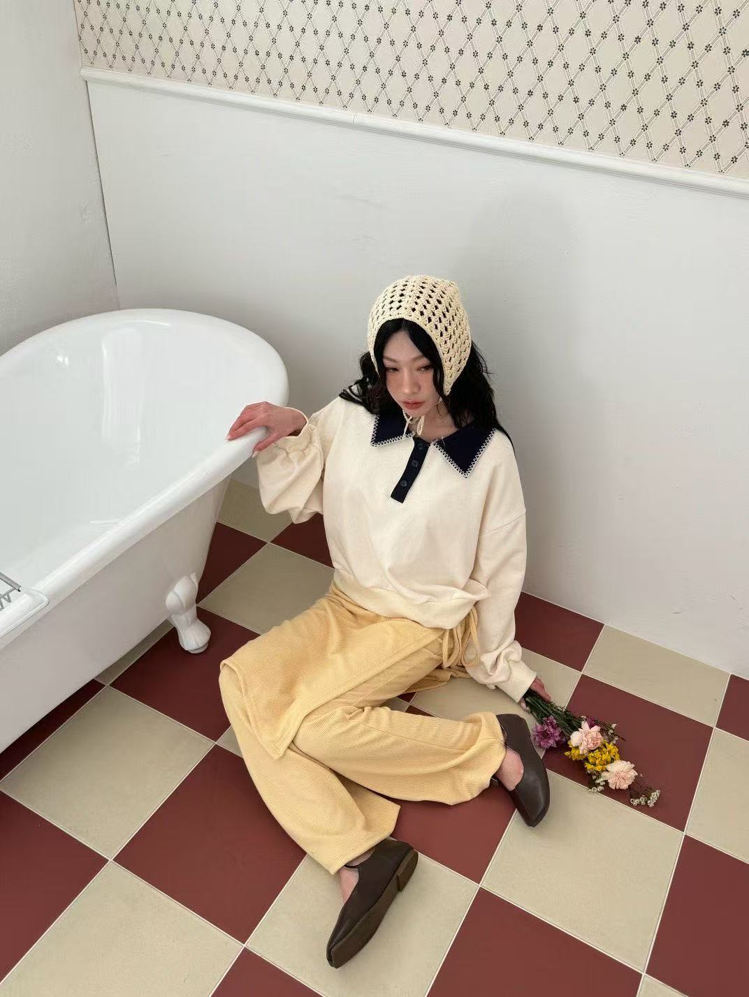 娃娃領慵懶風寬鬆上衣