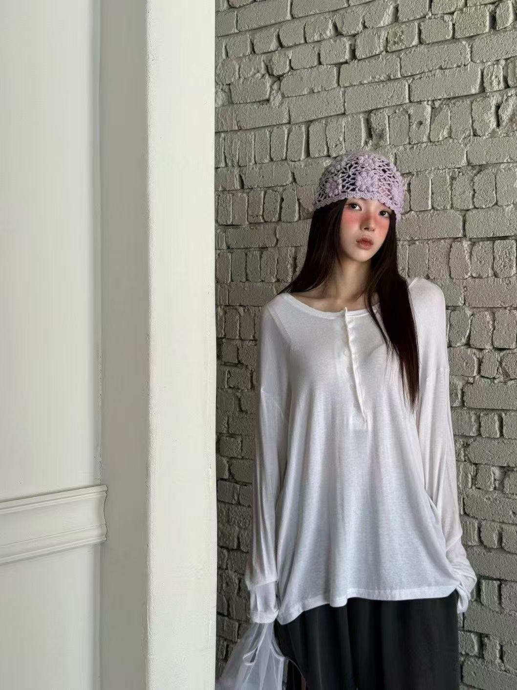 糖果色低領半扣落肩長袖T卹