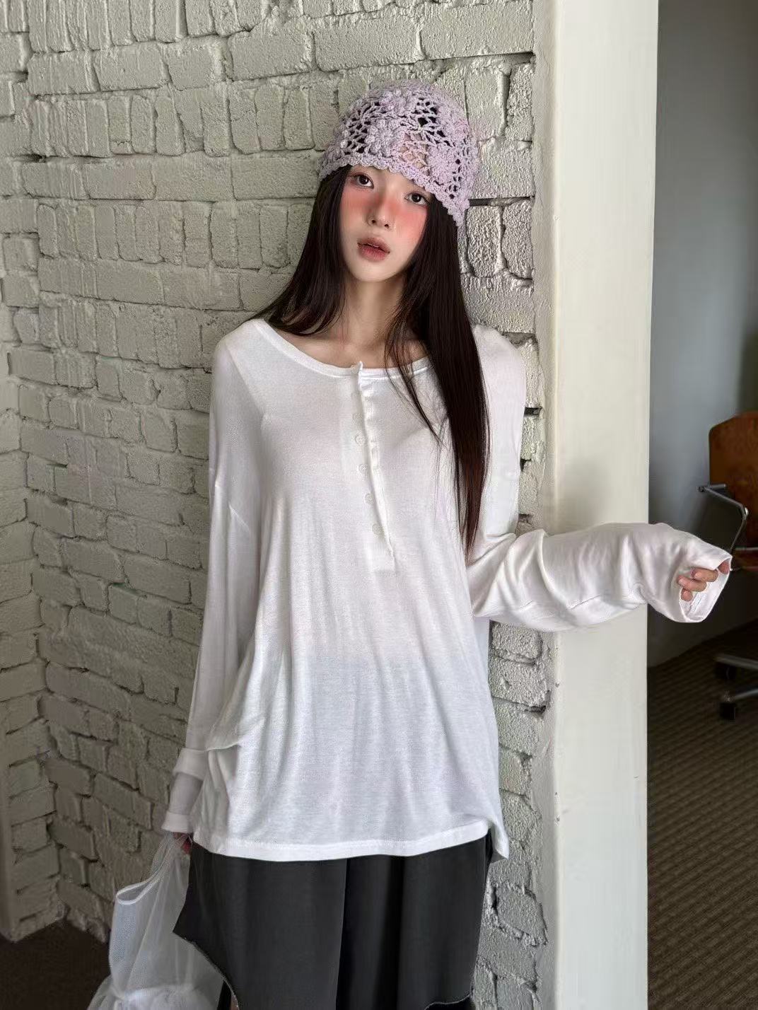 糖果色低領半扣落肩長袖T卹