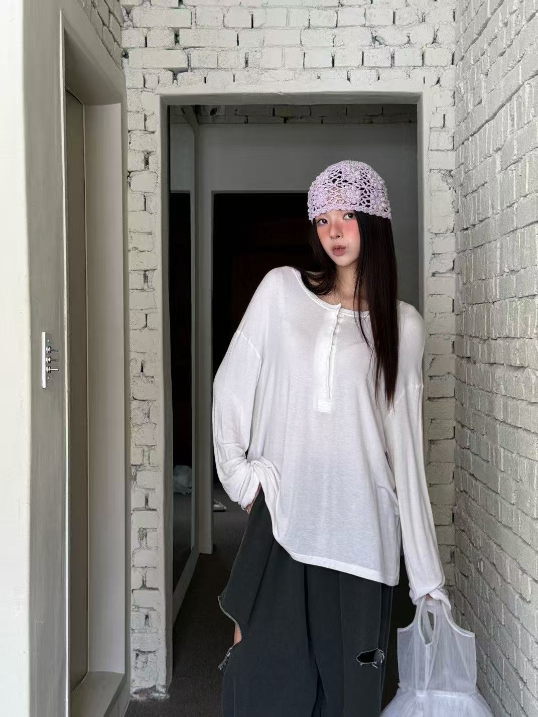 糖果色低領半扣落肩長袖T卹