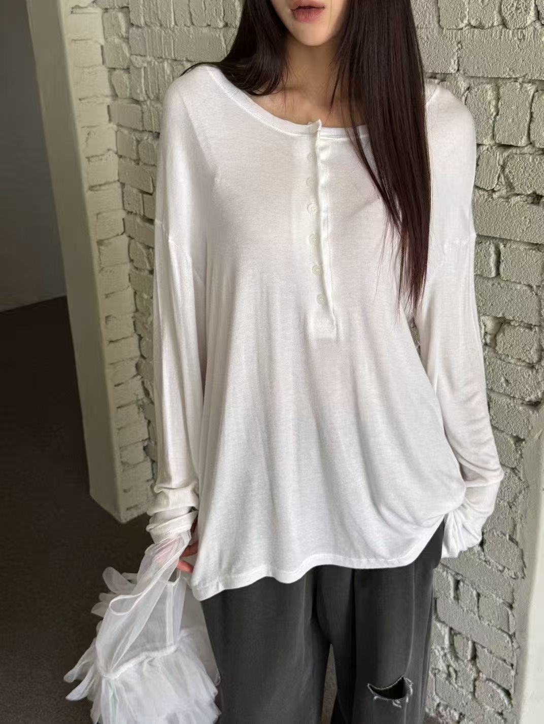 糖果色低領半扣落肩長袖T卹