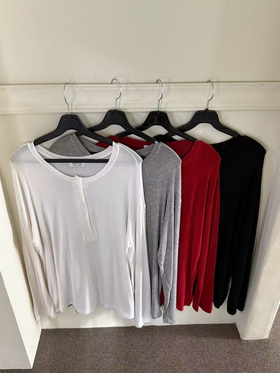 糖果色低領半扣落肩長袖T卹