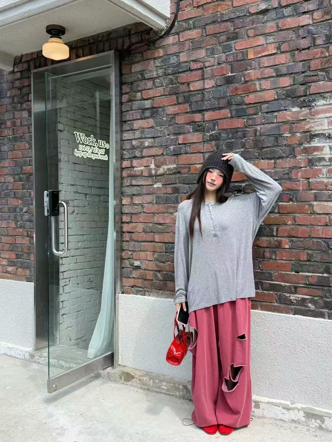 糖果色低領半扣落肩長袖T卹