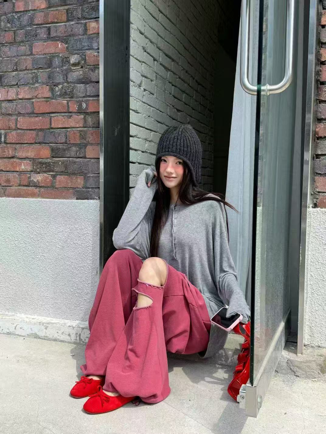 鬆緊腰破洞嘻哈休閒褲