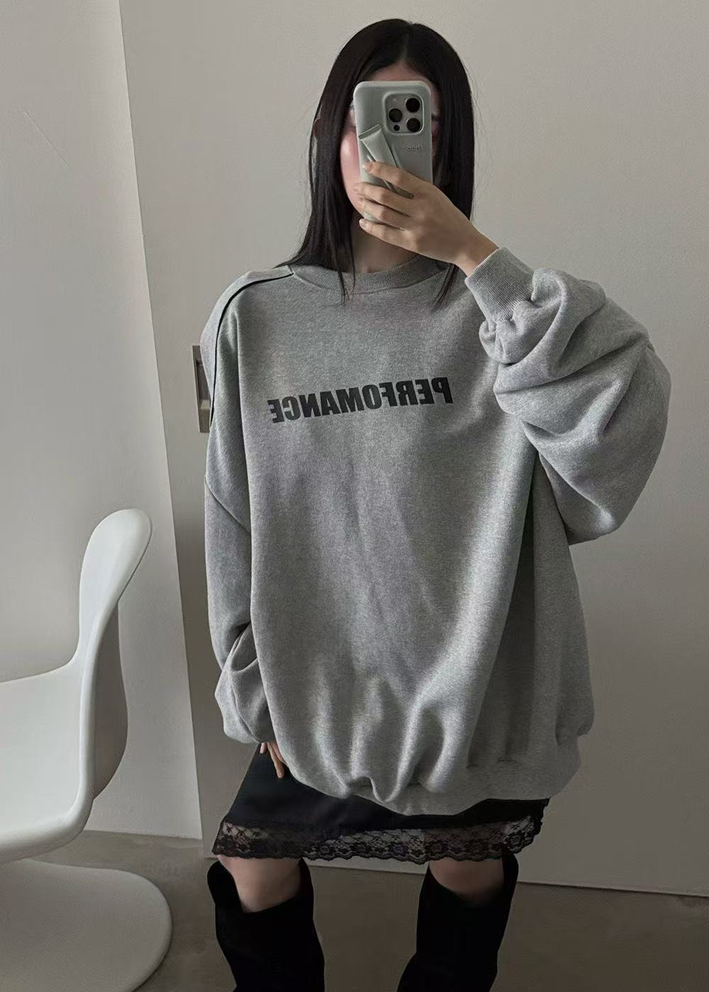 圓領字母印花寬鬆休閒衛衣