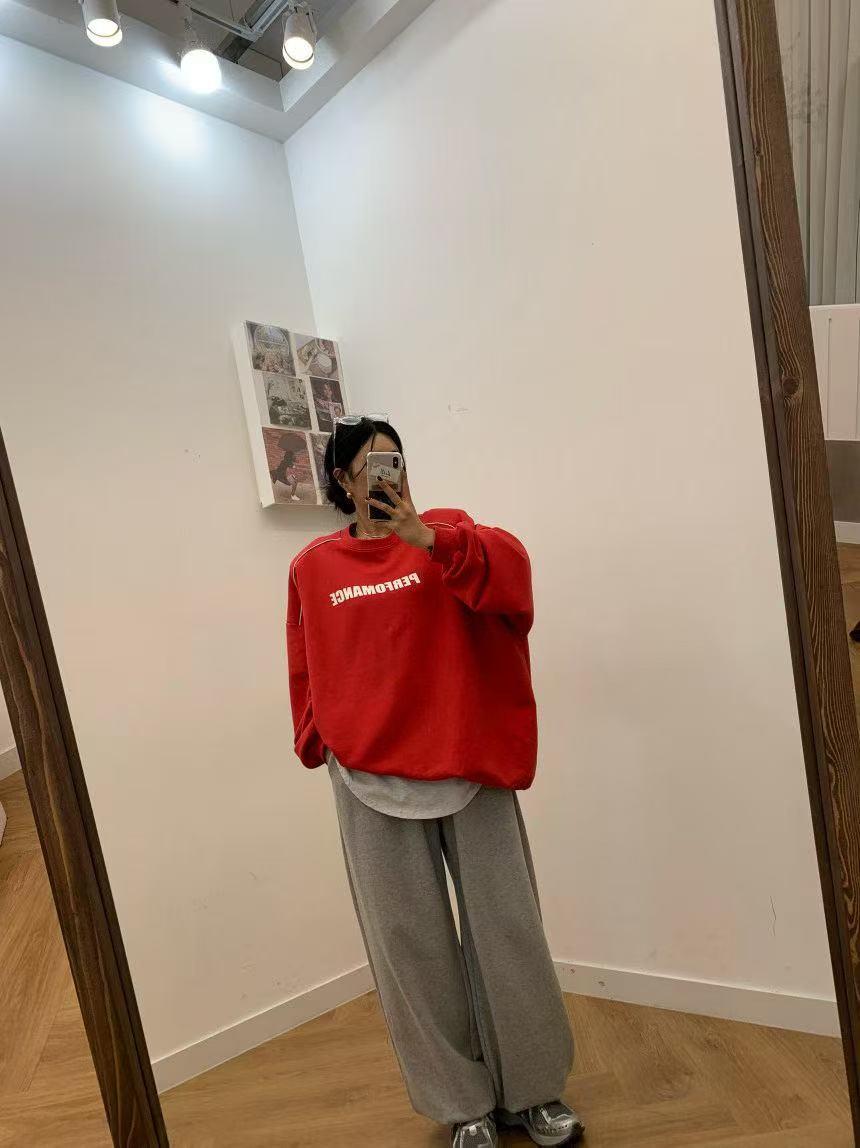 圓領字母印花寬鬆休閒衛衣