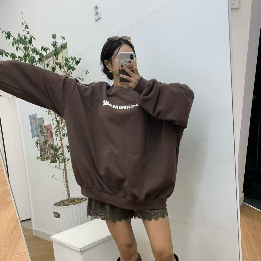 圓領字母印花寬鬆休閒衛衣