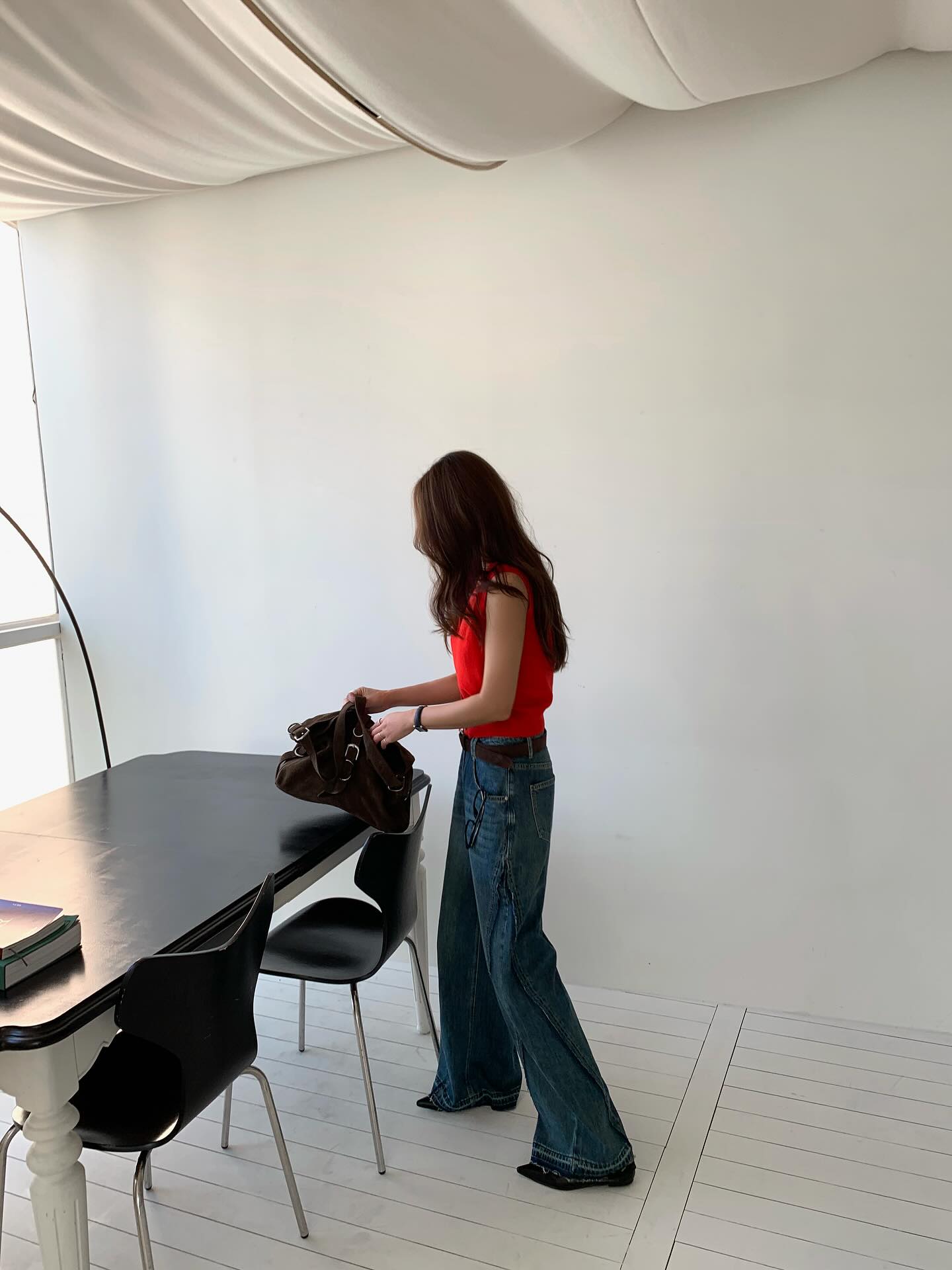 設計感百搭闊腿拖地牛仔長褲