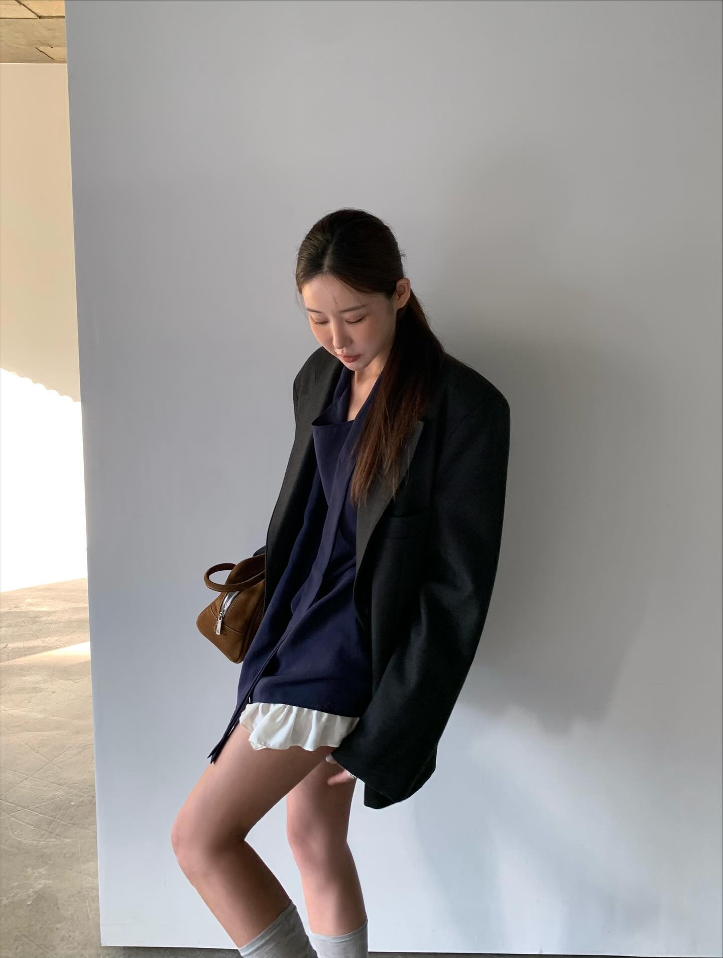 飄帶領設計感百搭純色上衣