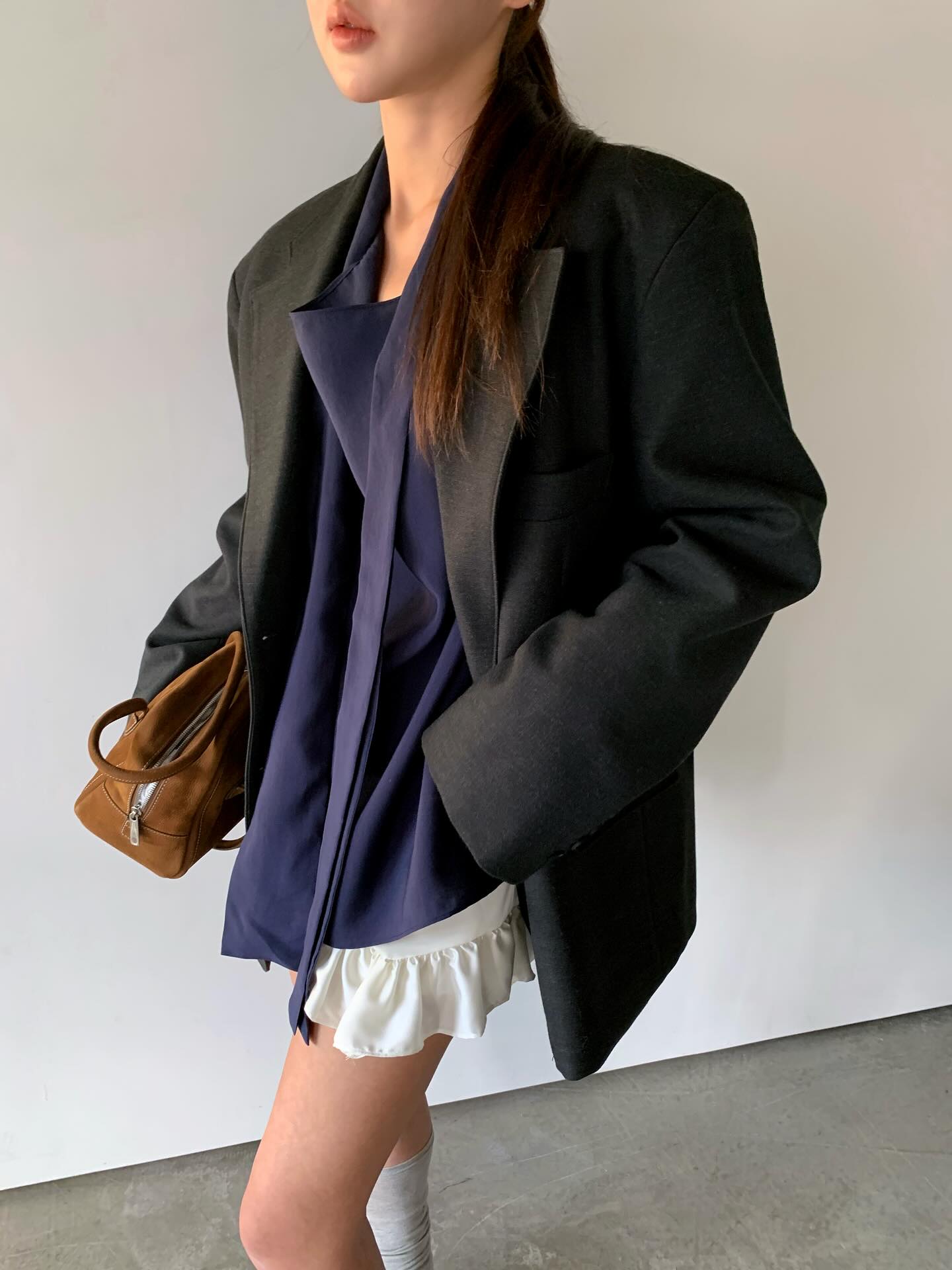 飄帶領設計感百搭純色上衣