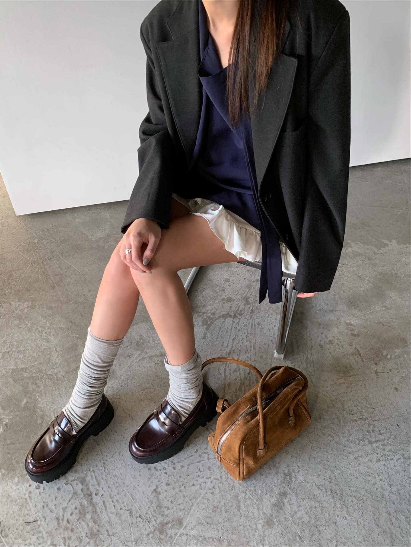 飄帶領設計感百搭純色上衣