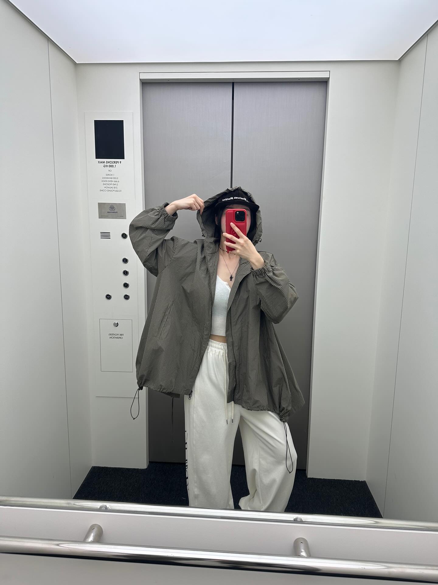 翻領拉鏈下擺抽繩寬鬆連帽薄外套