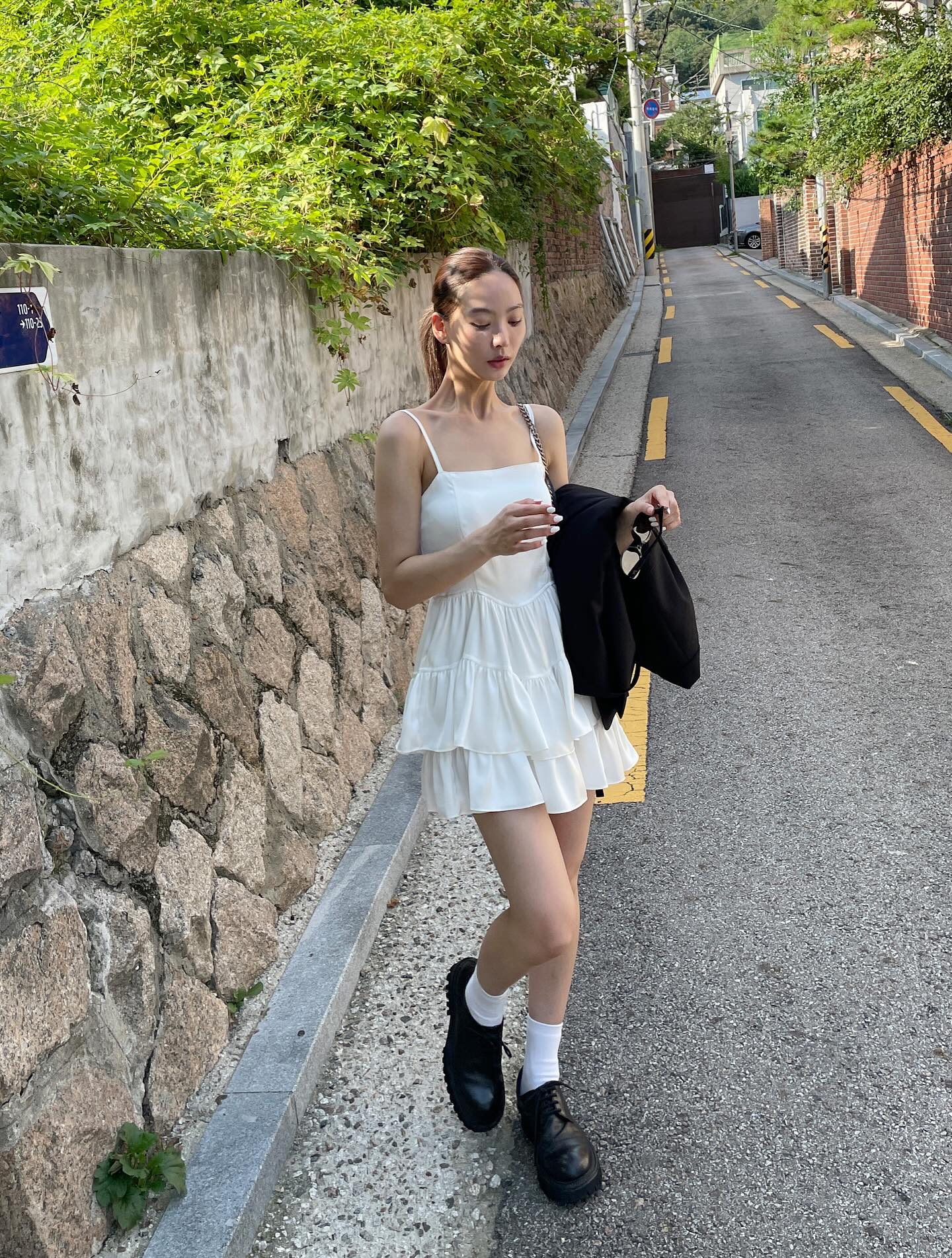 百搭層疊細吊帶蛋糕連衣裙