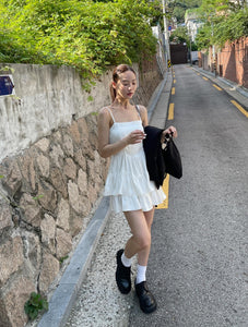 百搭層疊細吊帶蛋糕連衣裙