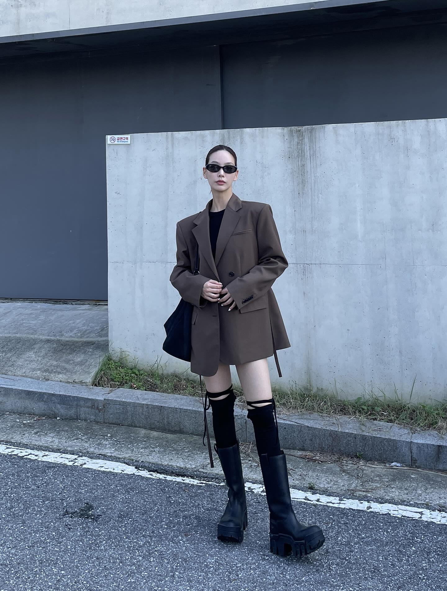 翻領綁帶中長款西裝外套