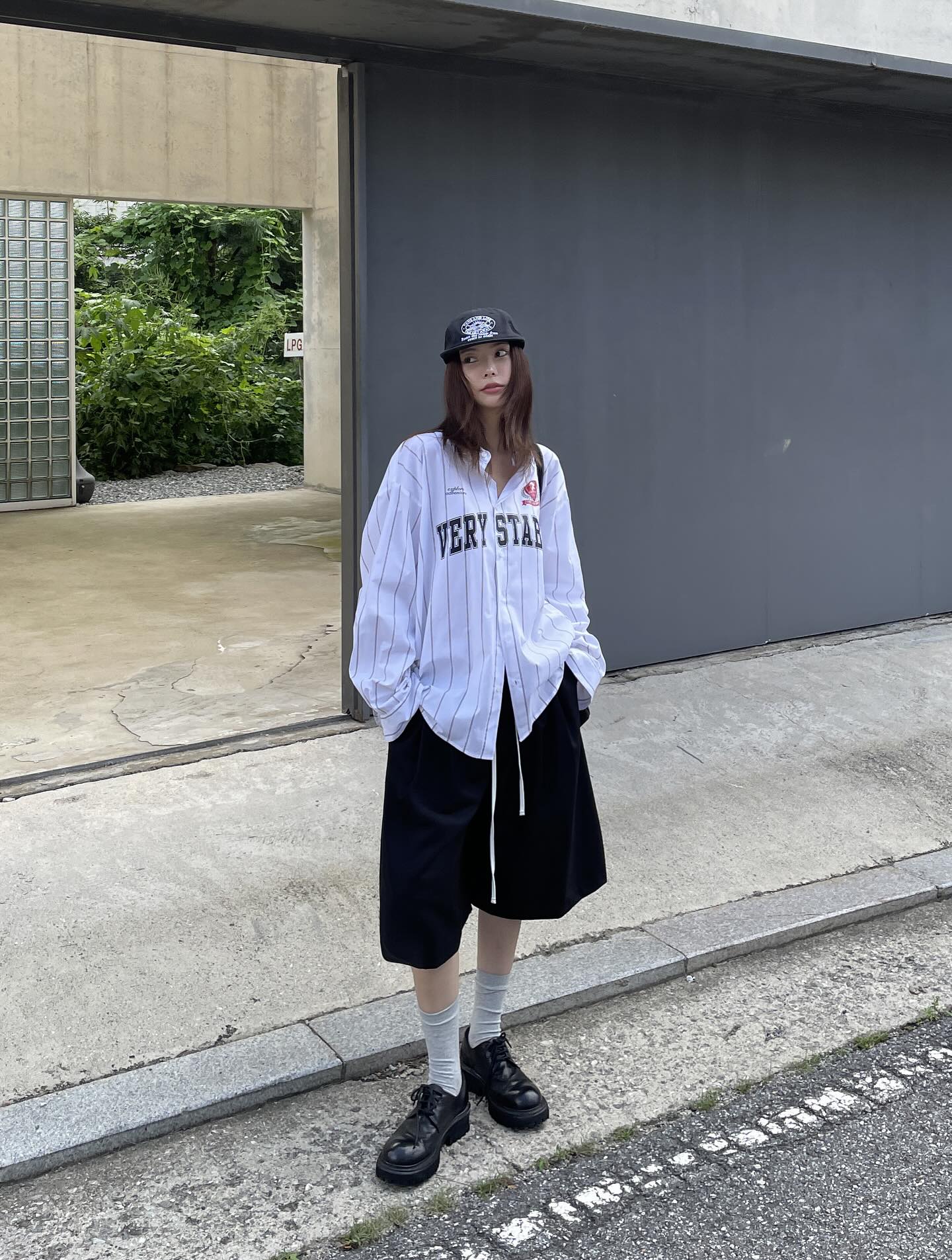 Polo領豎條紋字母襯衫