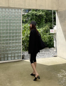 阿迪槓條緊身中褲