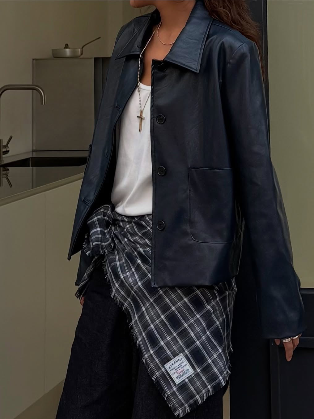 復古簡約氣質翻領短款皮衣外套