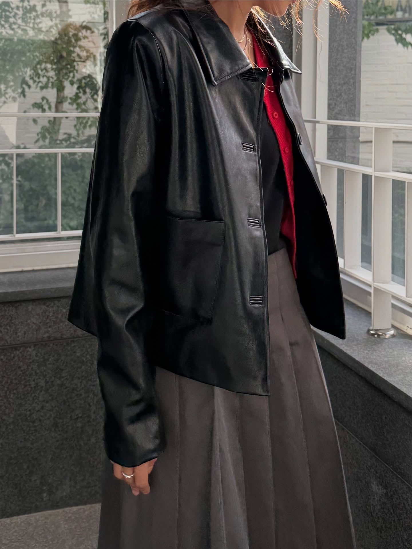 復古簡約氣質翻領短款皮衣外套