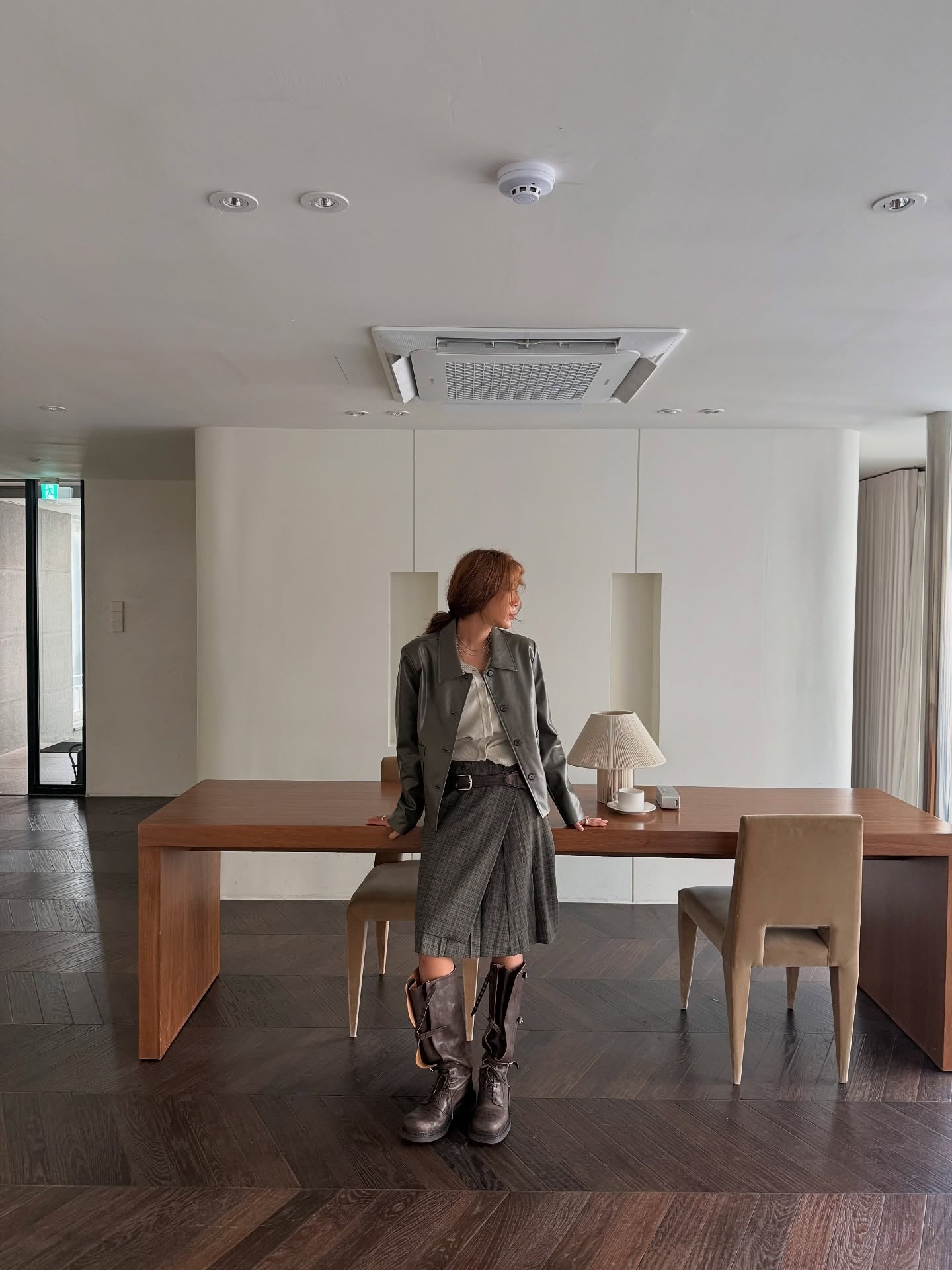 復古簡約氣質翻領短款皮衣外套