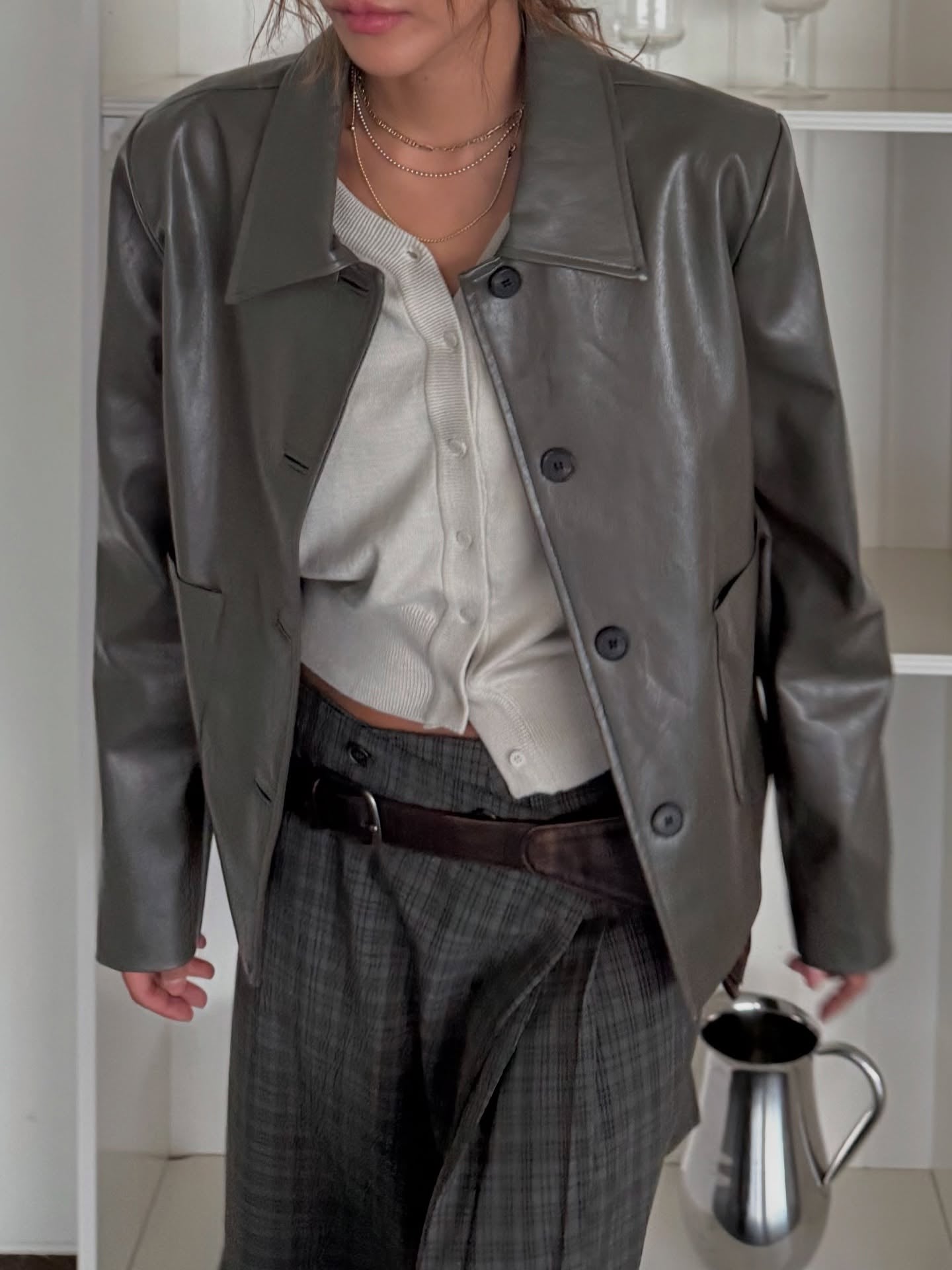 復古簡約氣質翻領短款皮衣外套