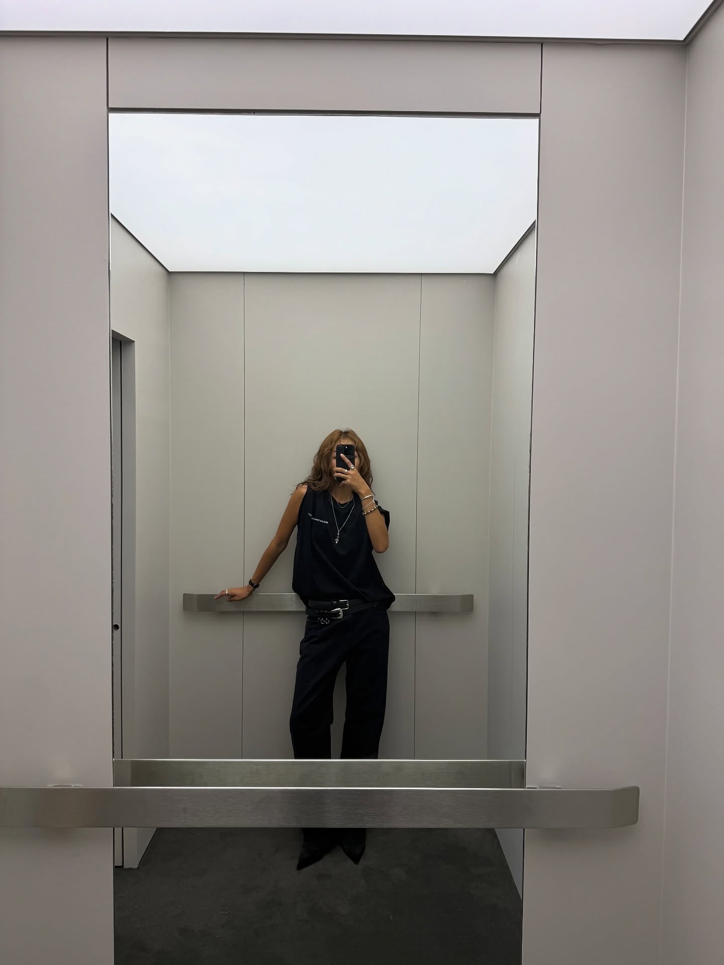 寬鬆顯瘦圓領小字母印花短袖T卹