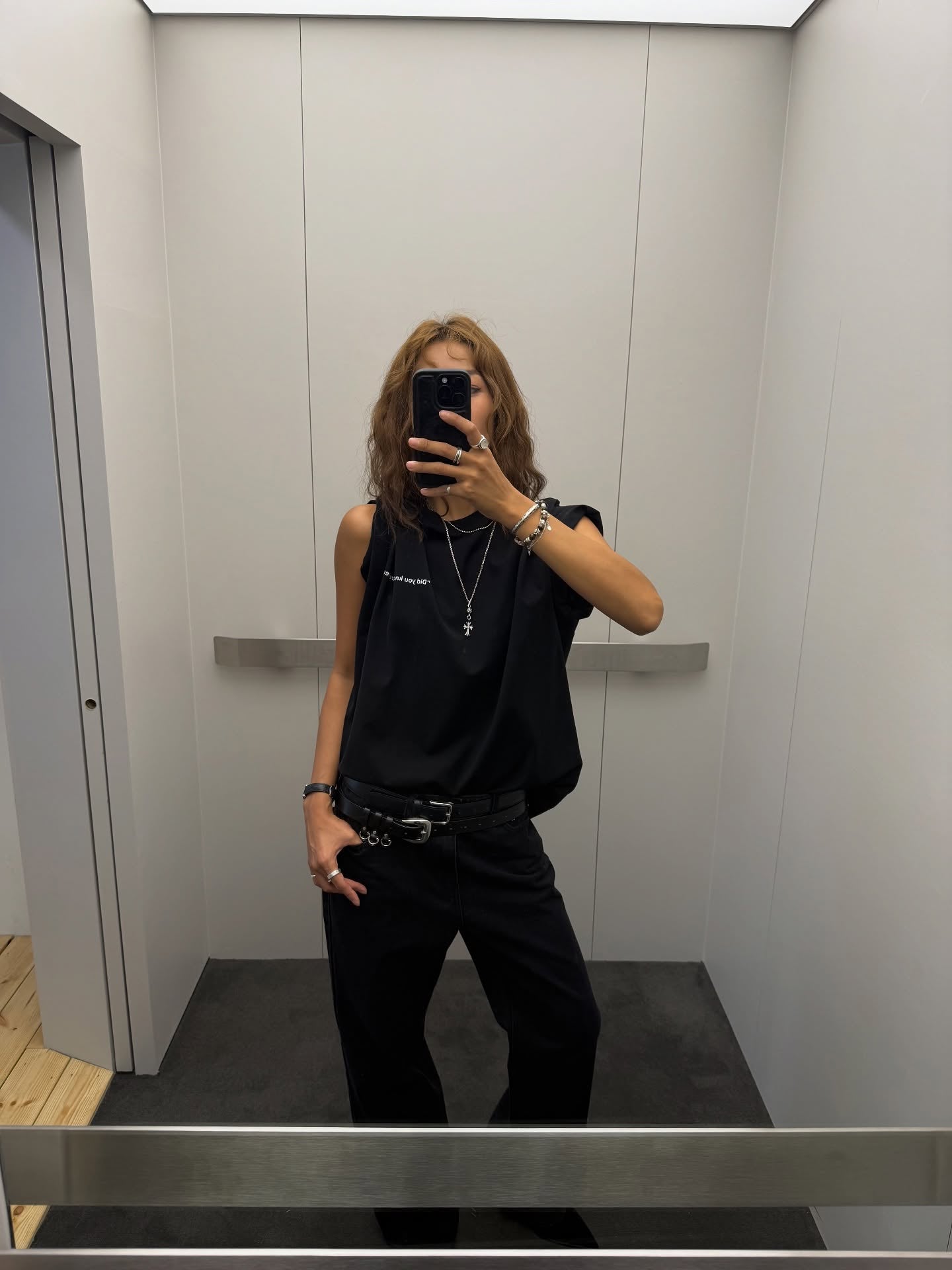 寬鬆顯瘦圓領小字母印花短袖T卹