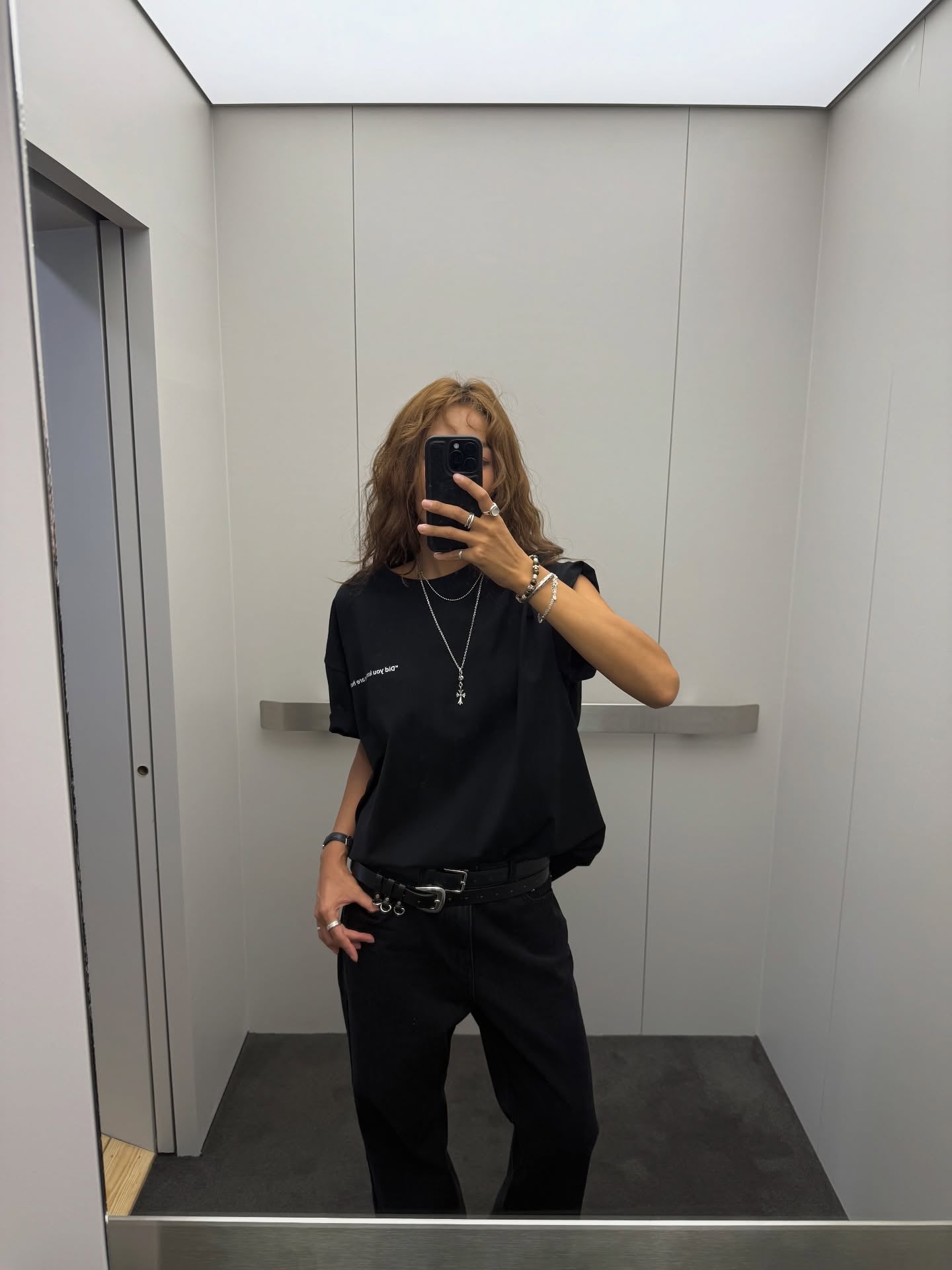 寬鬆顯瘦圓領小字母印花短袖T卹