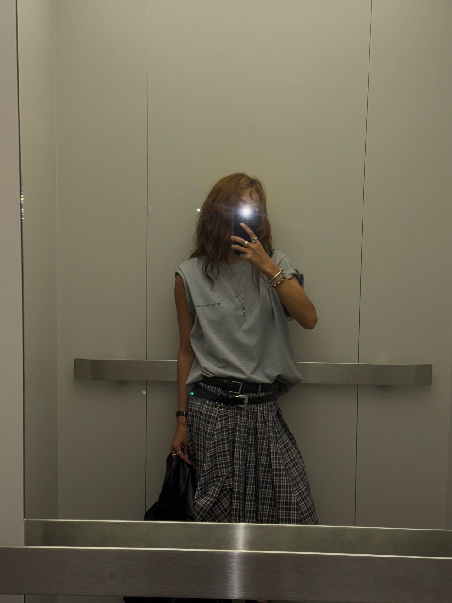 寬鬆顯瘦圓領小字母印花短袖T卹