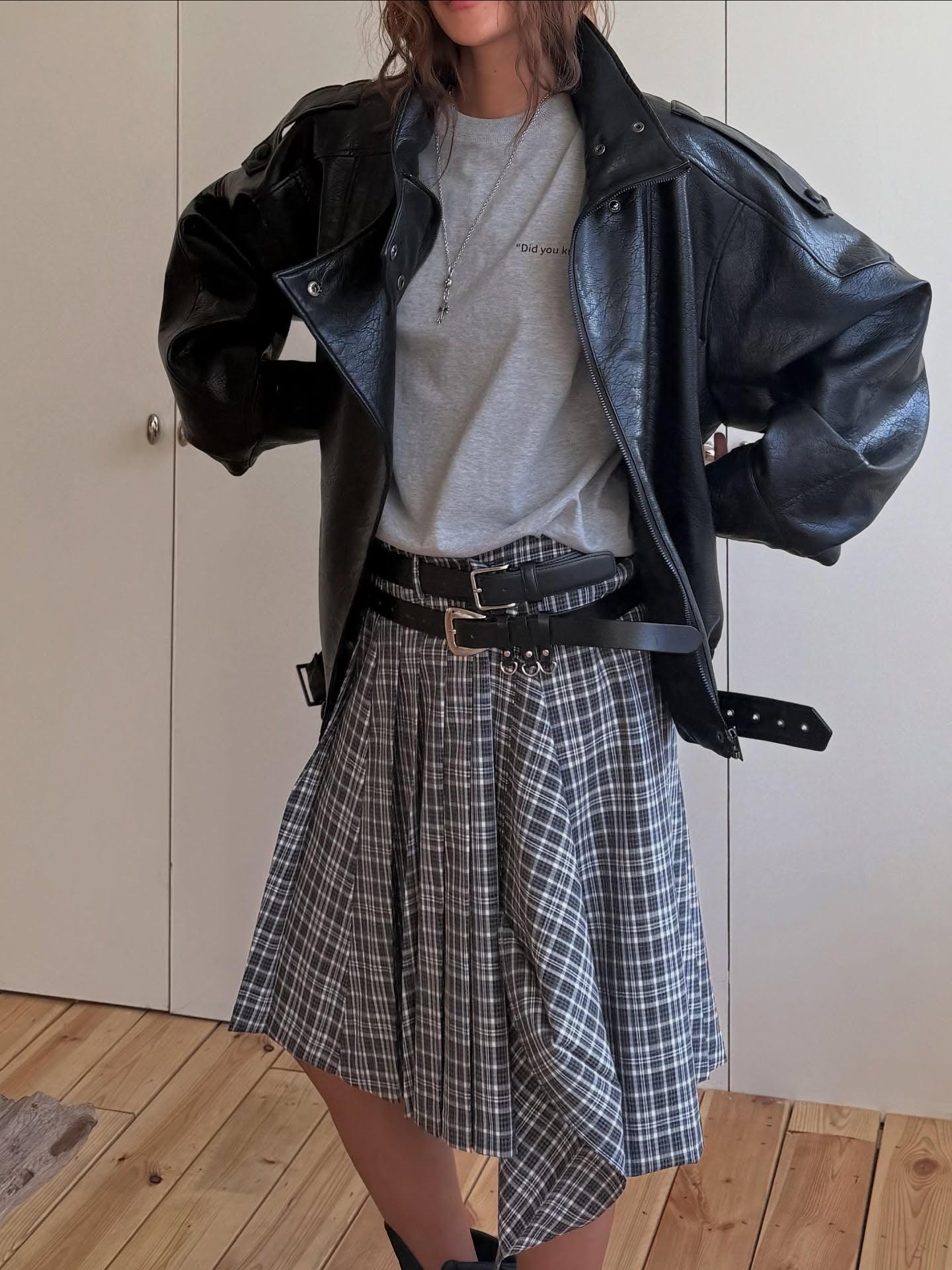 寬鬆顯瘦圓領小字母印花短袖T卹