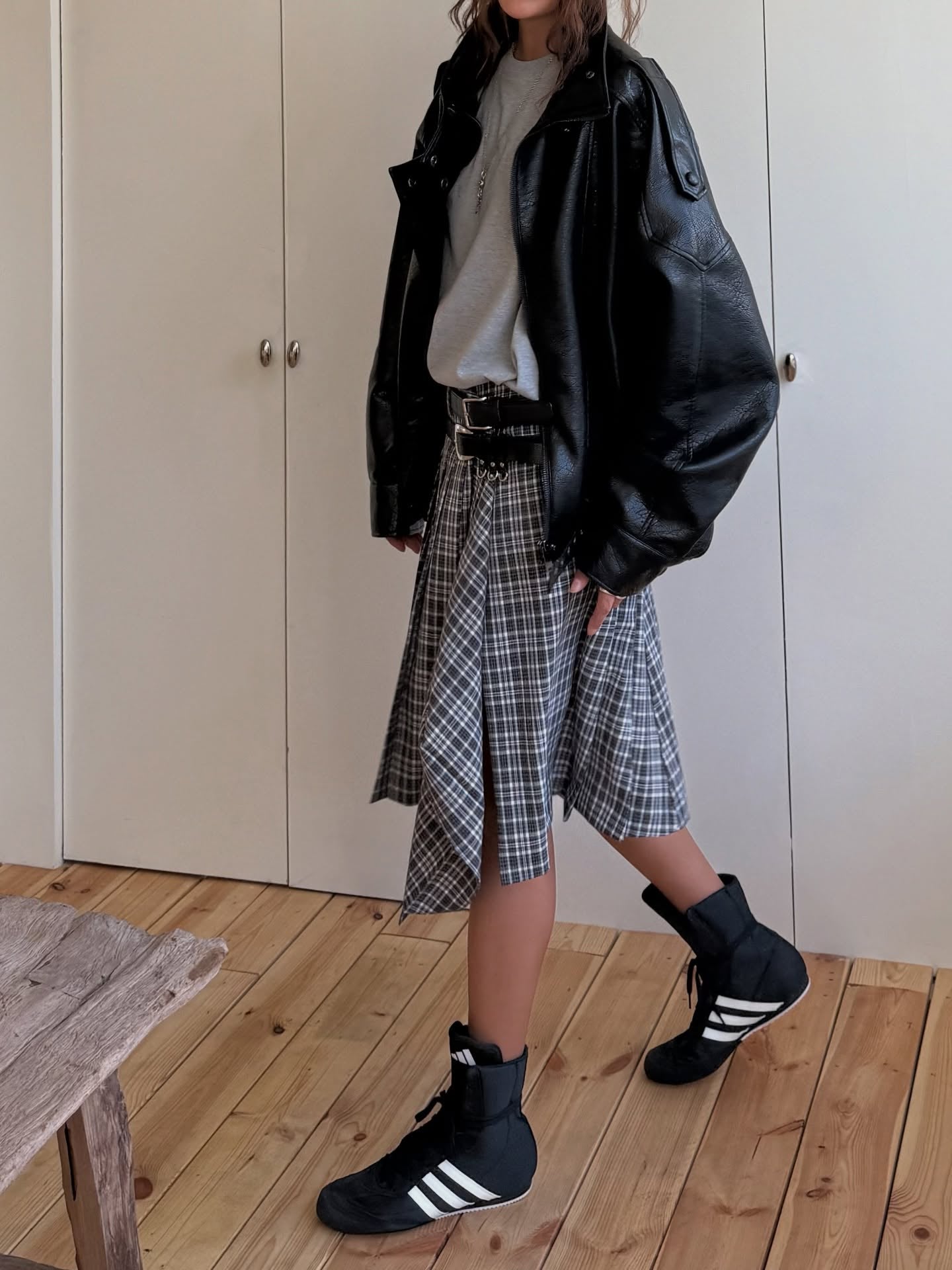 寬鬆顯瘦圓領小字母印花短袖T卹