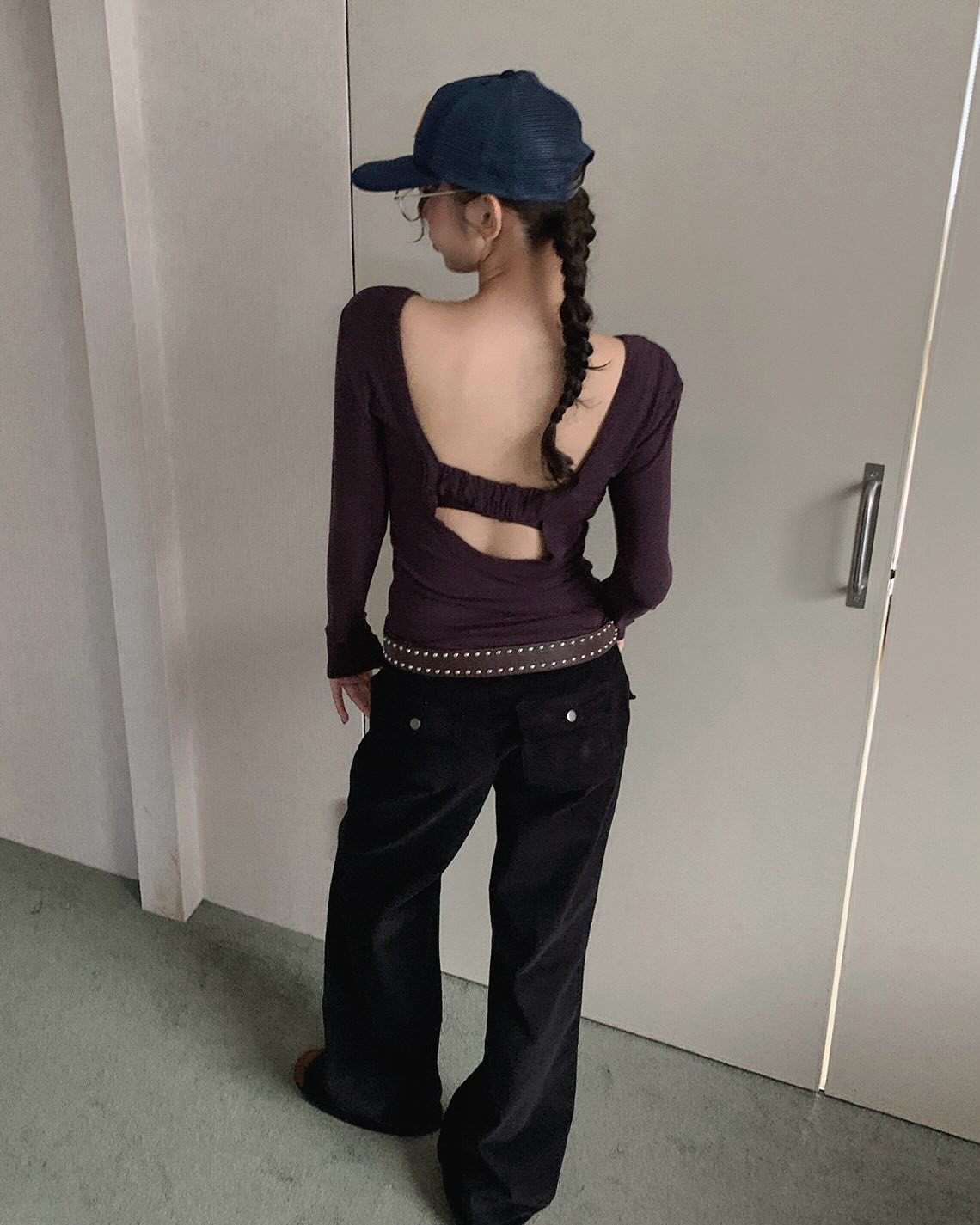 設計感鬆緊帶露背顯瘦長袖T恤