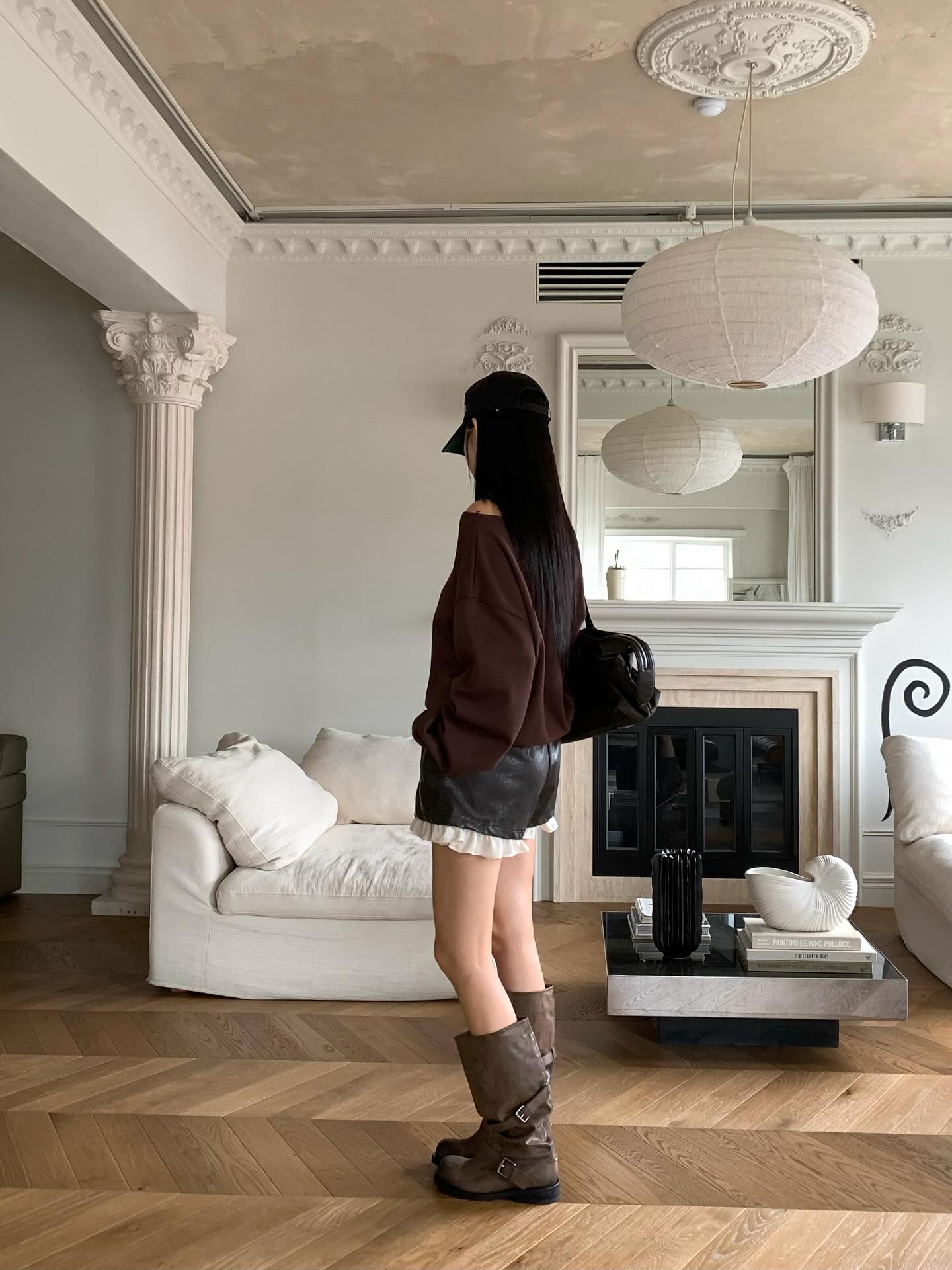 鬆緊腰抽繩設計感拼接網紗皮革短褲