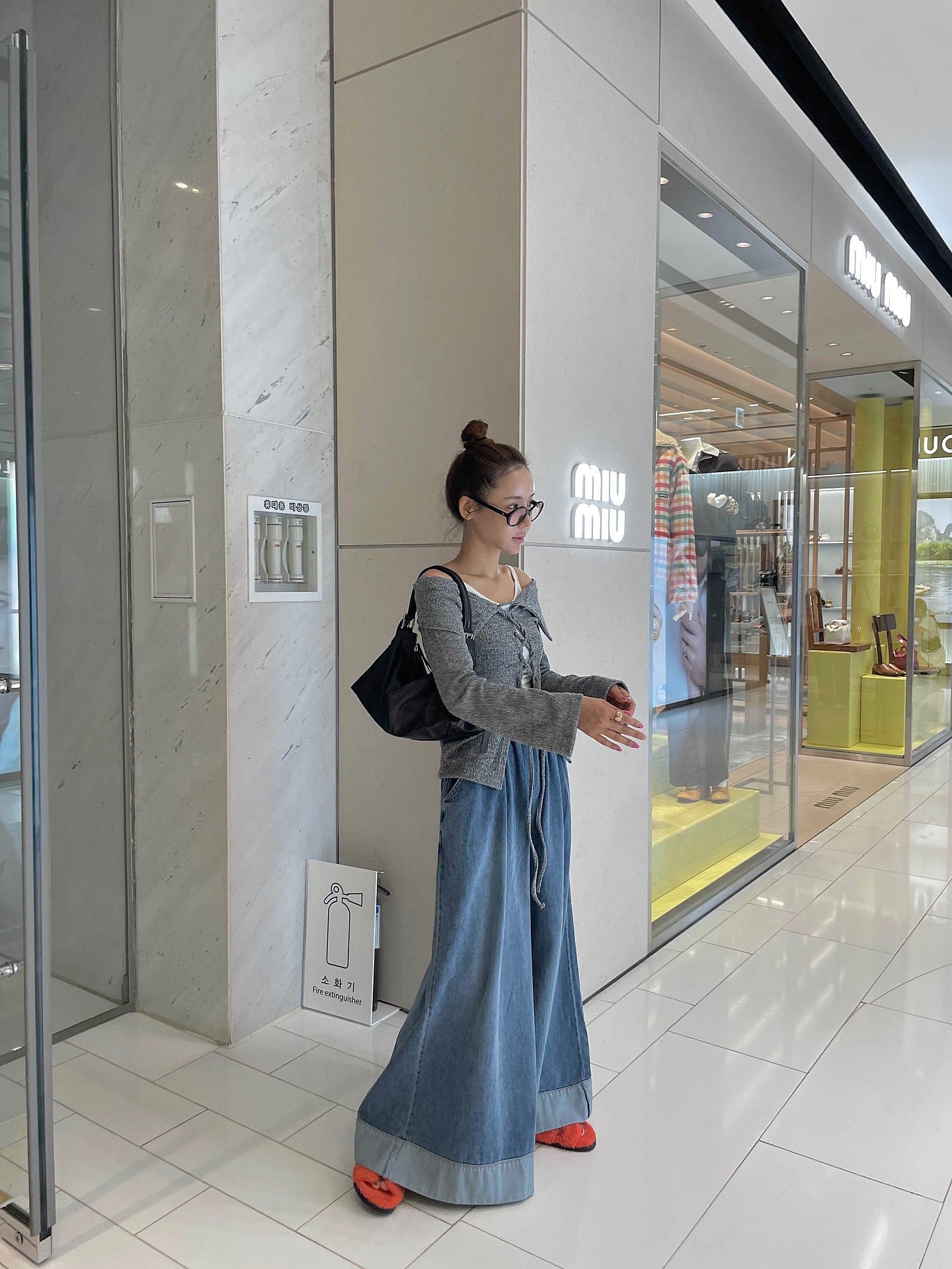 復古磨白鬆緊腰撞色拼接寬腿牛仔褲