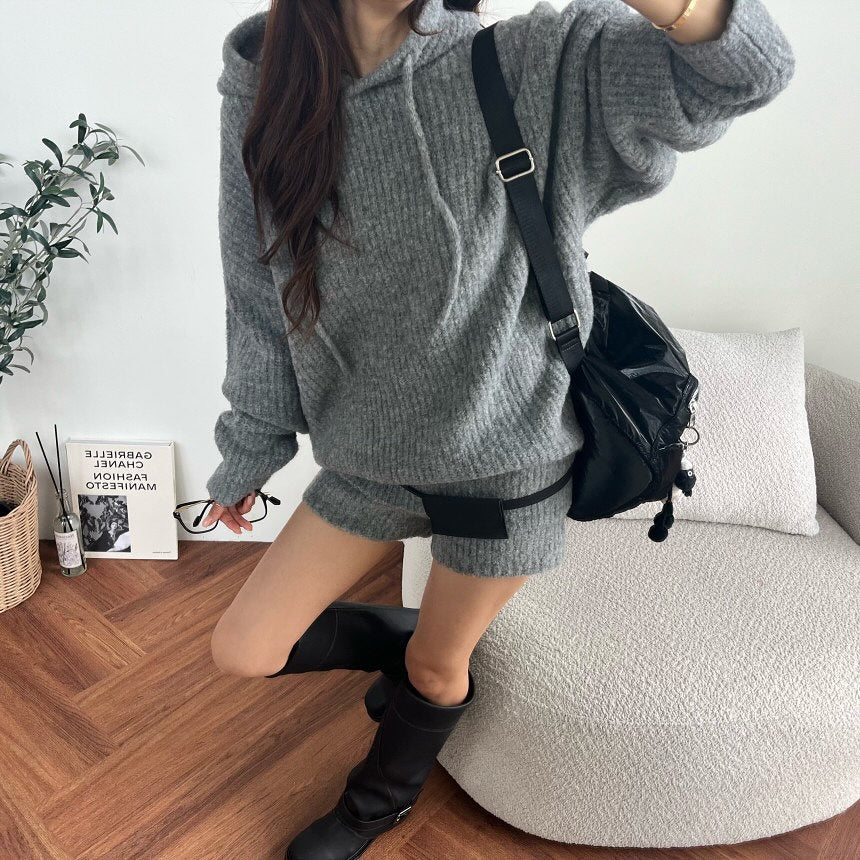 可愛減齡軟糯連帽毛衣