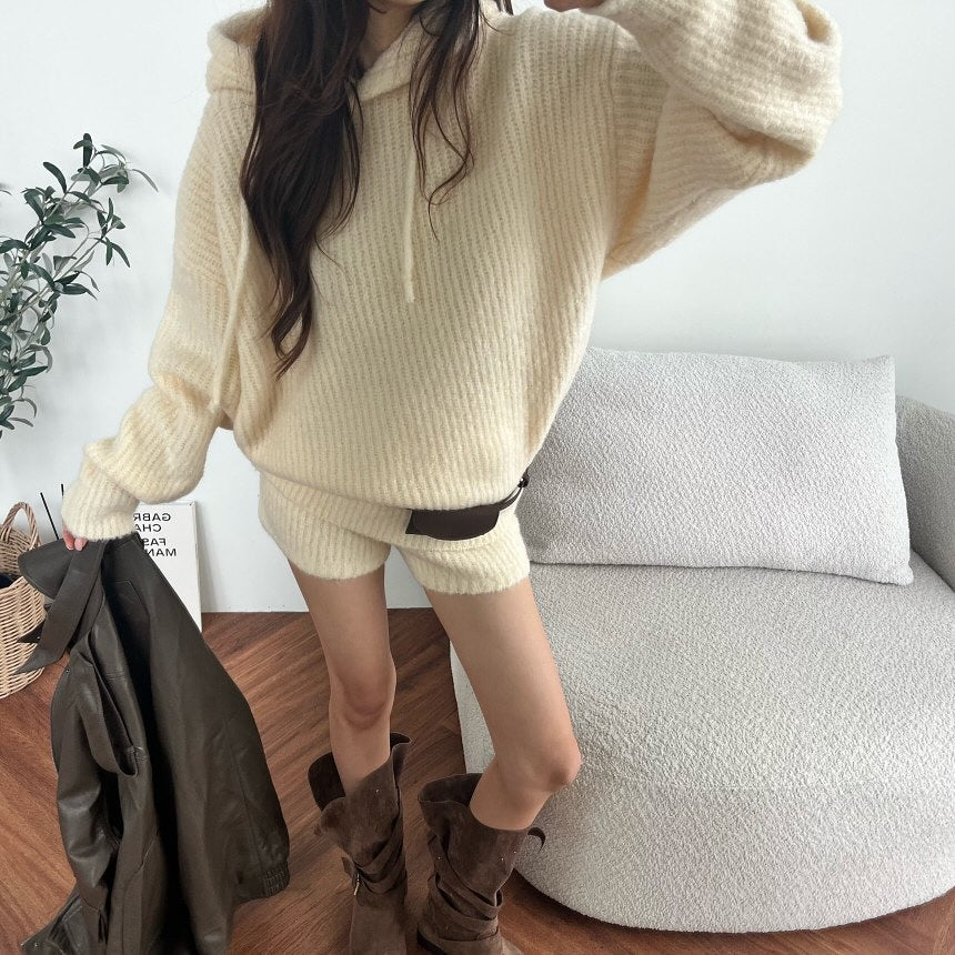 可愛減齡軟糯連帽毛衣