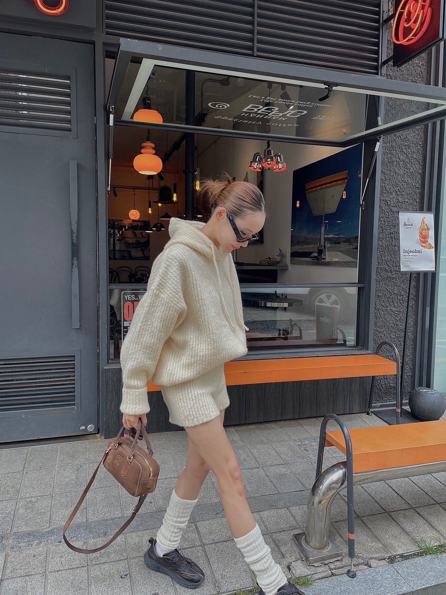 可愛減齡軟糯連帽毛衣